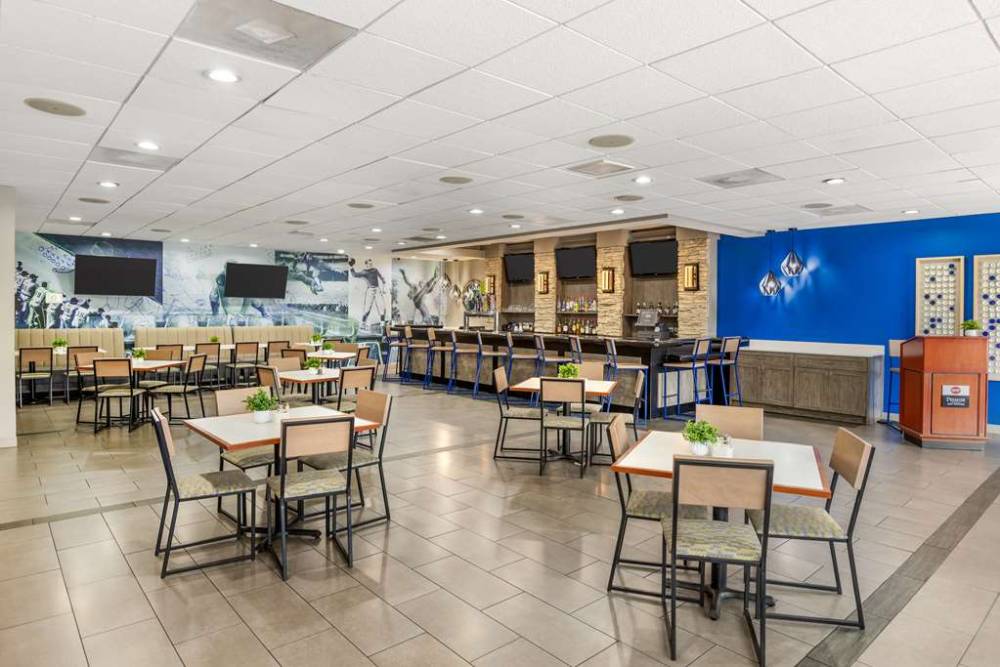 Best Western Premier Richmond City Gateway 9