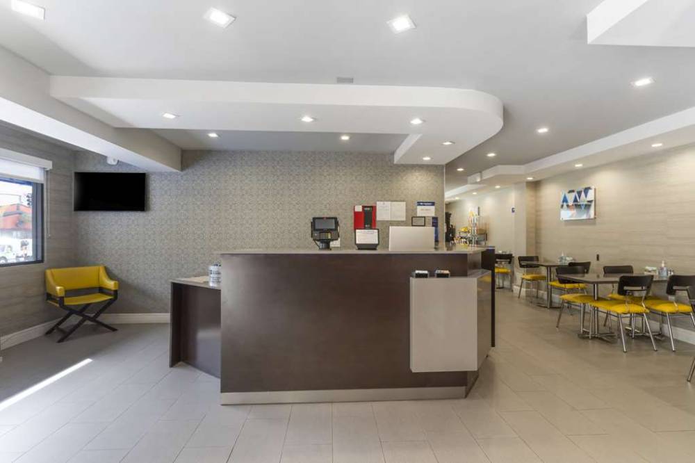 Best Western Red Coach Inn 3