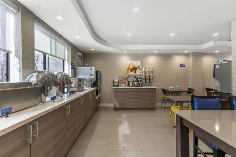 Best Western Red Coach Inn 5