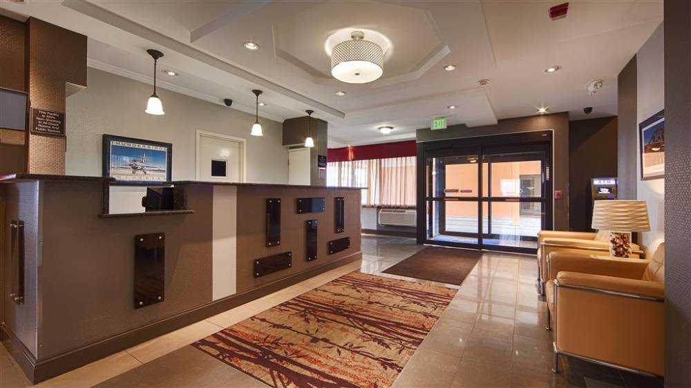 Best Western The Inn At Rochester Airport 2