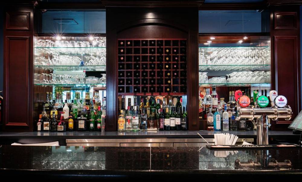 Best Western Ville-marie Montreal Hotel & Suites 7