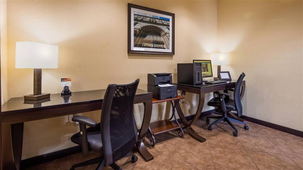 Best Western Windsor Pointe Hotel & Suites-at&t Center 5