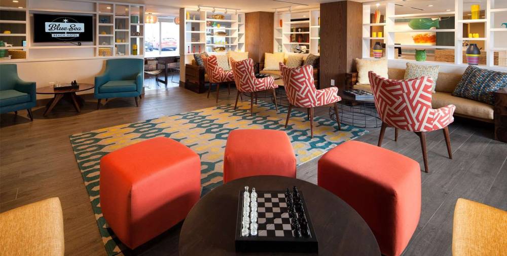 Blue Sea Beach Hotel 6