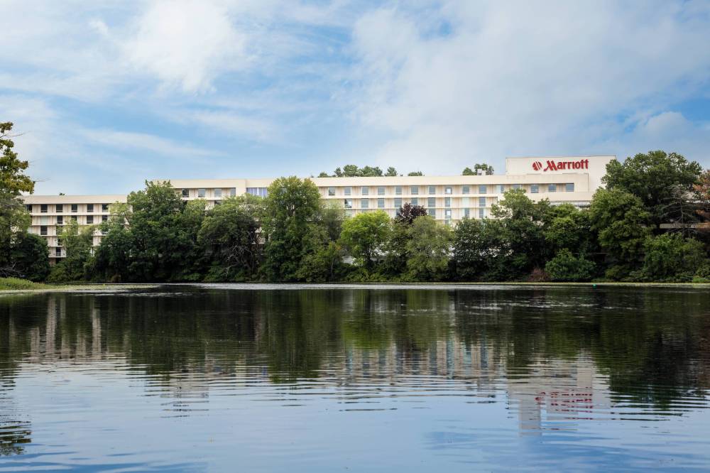 Boston Marriott Newton 6