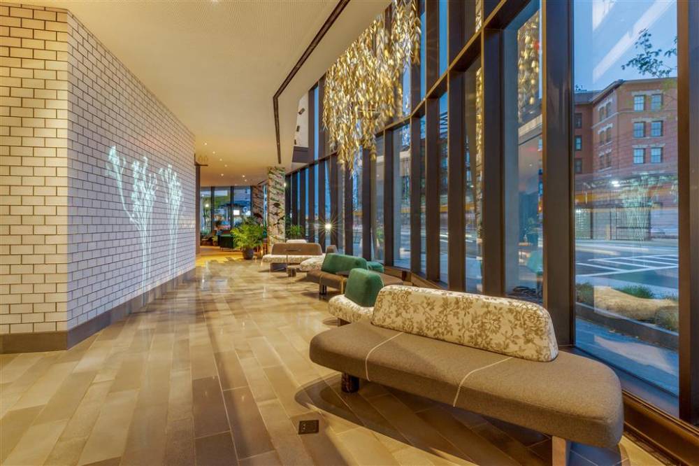 Cambria Hotel Boston Downtown 10