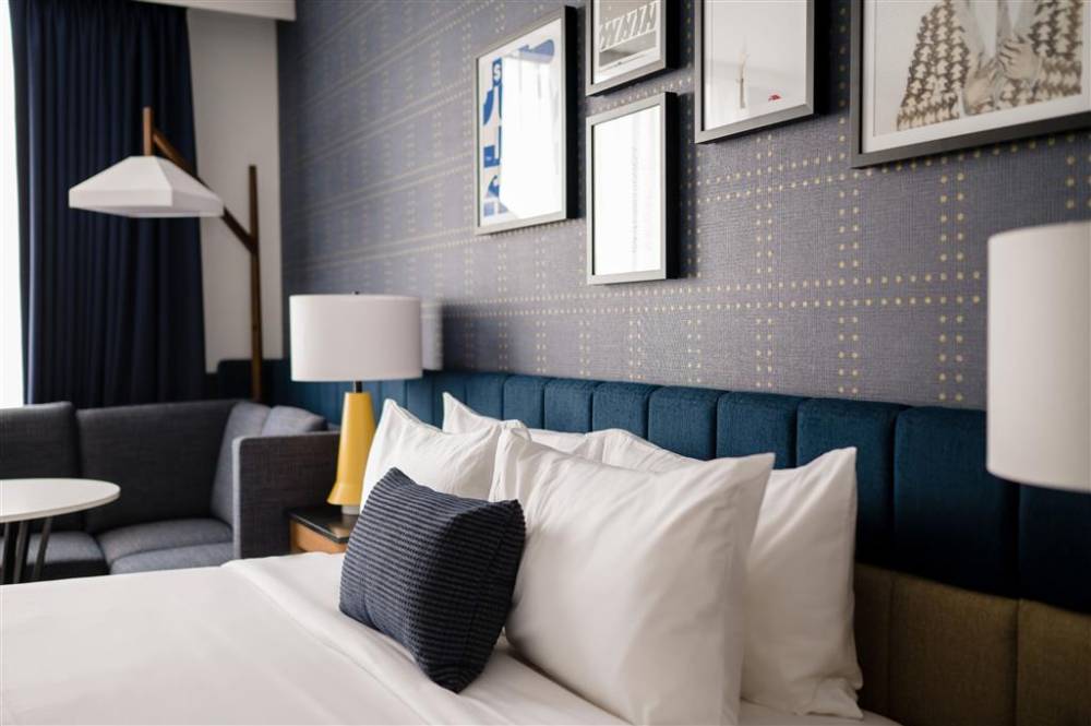 Cambria Hotel Boston Somerville 7