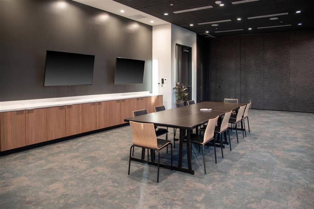 Cambria Hotel Downtown Phoenix Conventio 4