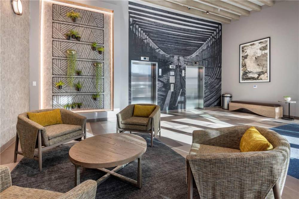 Cambria Hotel Portland Downtown Old Port 4