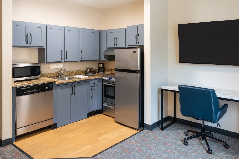 Candlewood Stes Doral By Ihg 10