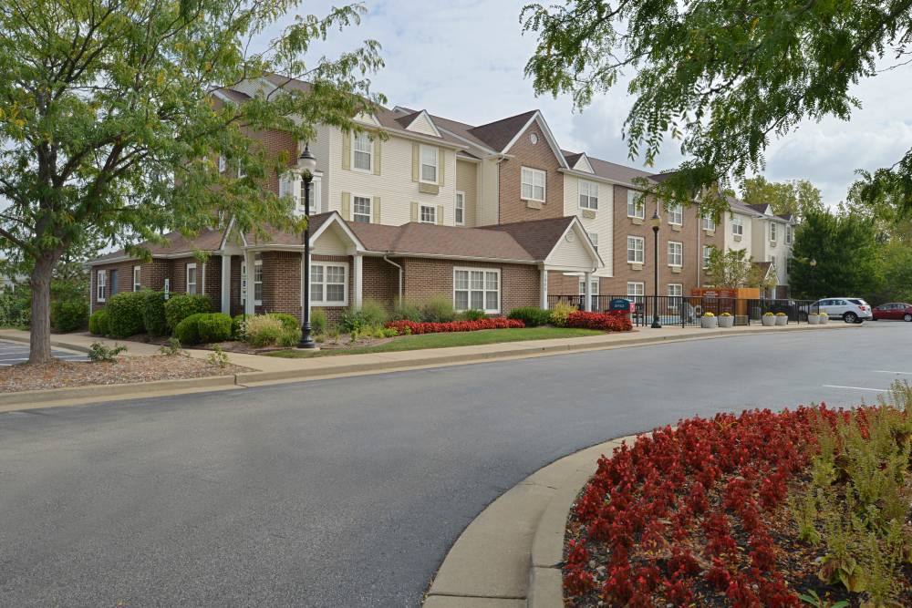 Candlewood Stes St Louis St Charles 2