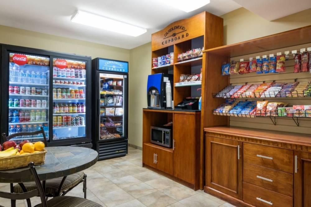 Candlewood Suites Lax Hawthorn 6