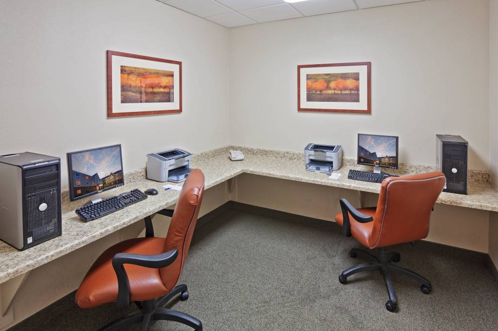 Candlewood Suites Owasso 2