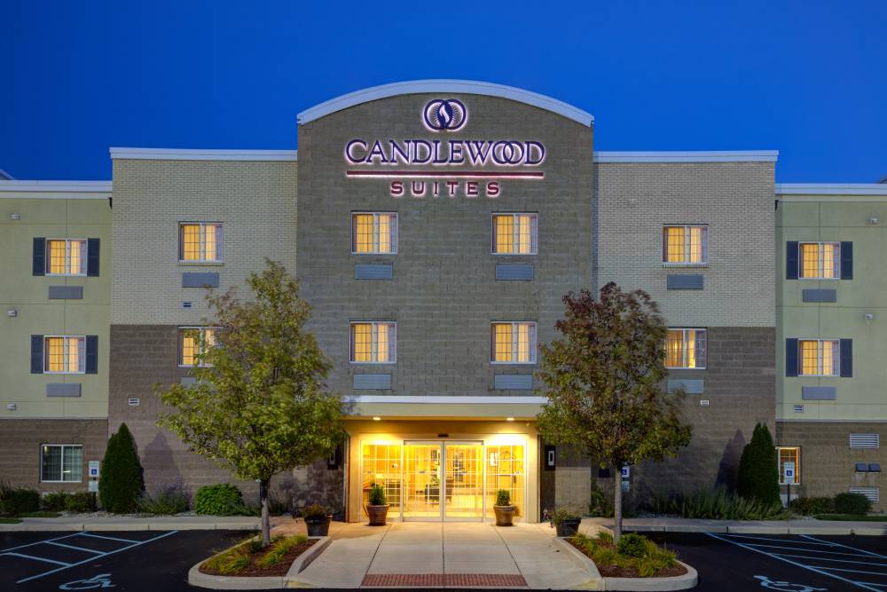 Candlewood Suites 9