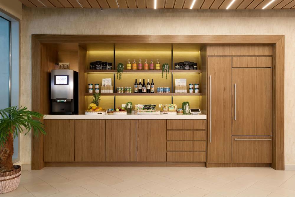 Casa Costera Isla Verde Beach Apartments By Marriott Bonvoy 3