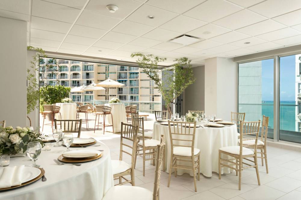 Casa Costera Isla Verde Beach Apartments By Marriott Bonvoy 6
