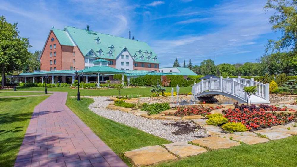 Chateau Vaudreuil Hotel And Suites 5