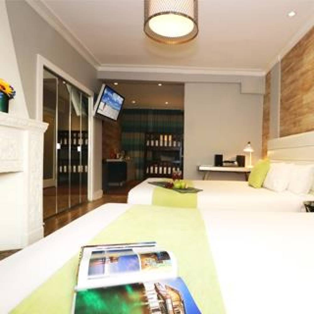 Chesterfield Hotel And Suites 4