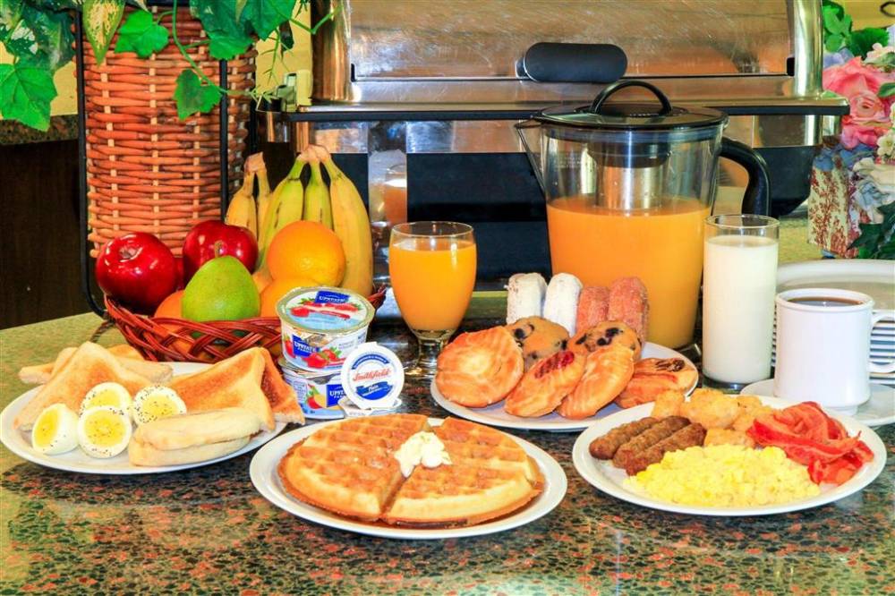 Clarion Inn And Suites Miami Internation 8