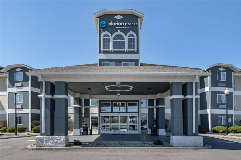 Clarion Pointe Indianapolis Airport 2