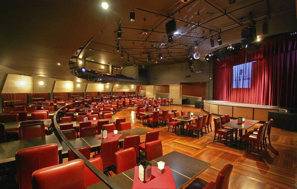 Coast Langley City Hotel And Convention Centre 5