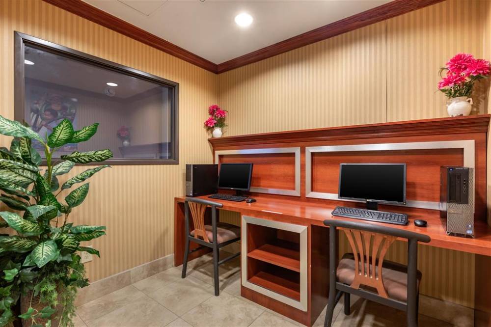 Comfort Inn Anaheim Resort 4