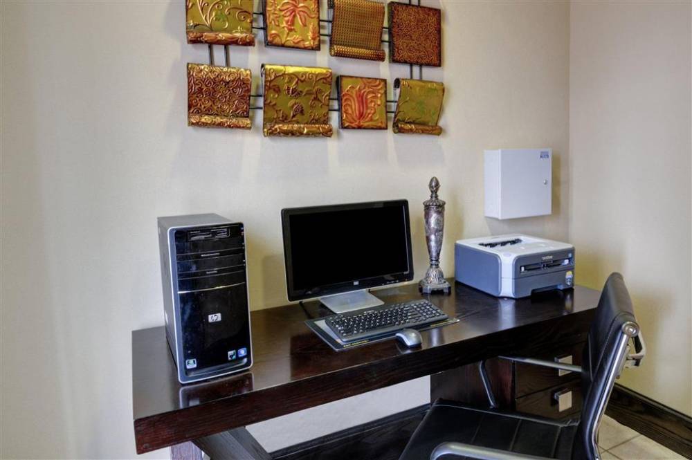 Comfort Inn And Suites Amarillo 10
