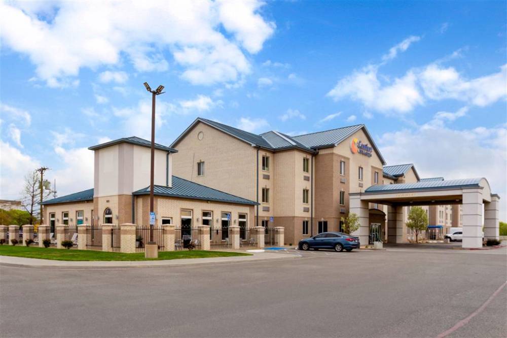 Comfort Inn And Suites Amarillo 2