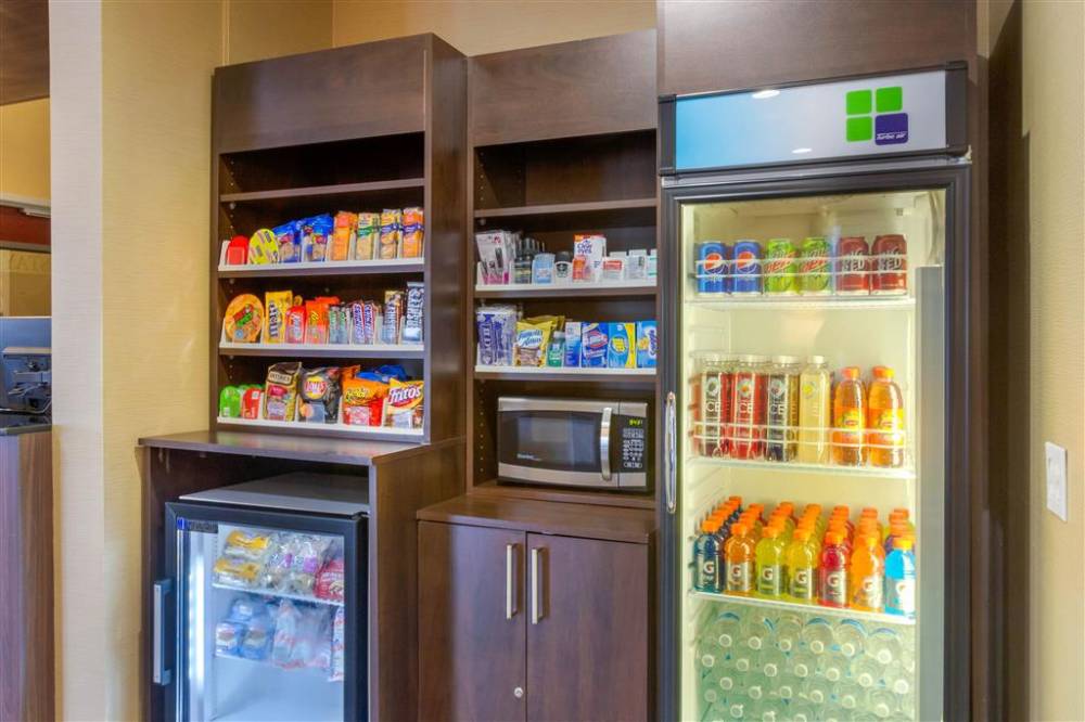 Comfort Inn And Suites Amarillo 3