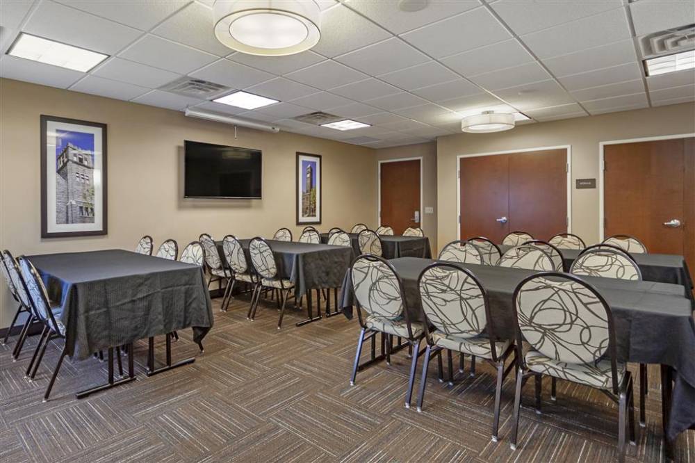 Comfort Inn And Suites Avera Southwest 6