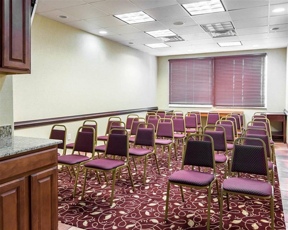 Comfort Inn And Suites Chesapeake 4