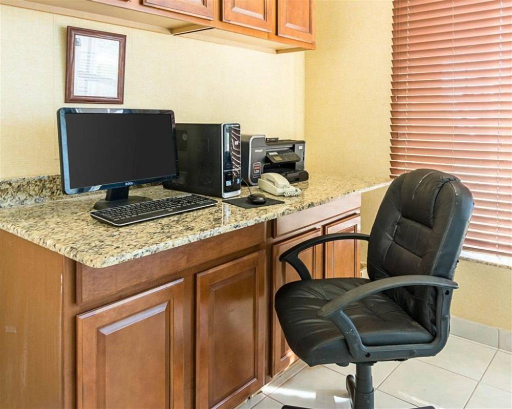 Comfort Inn And Suites Chesapeake 9