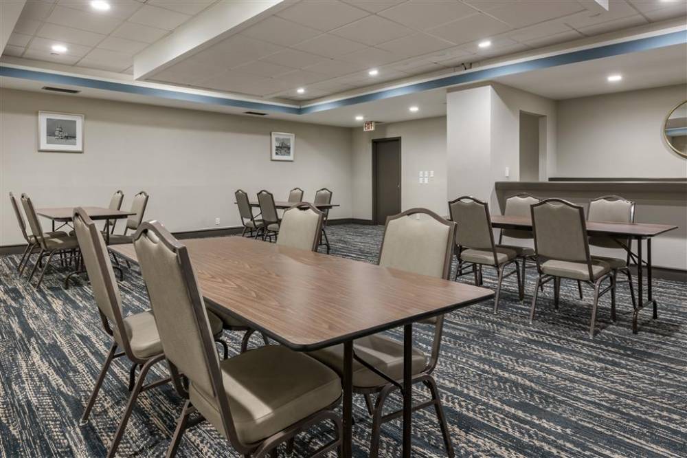 Comfort Inn And Suites Downtown-port Of Miami 3