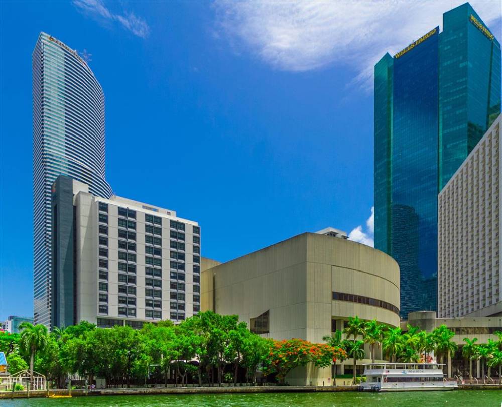 Comfort Inn And Suites Downtown-port Of Miami 2