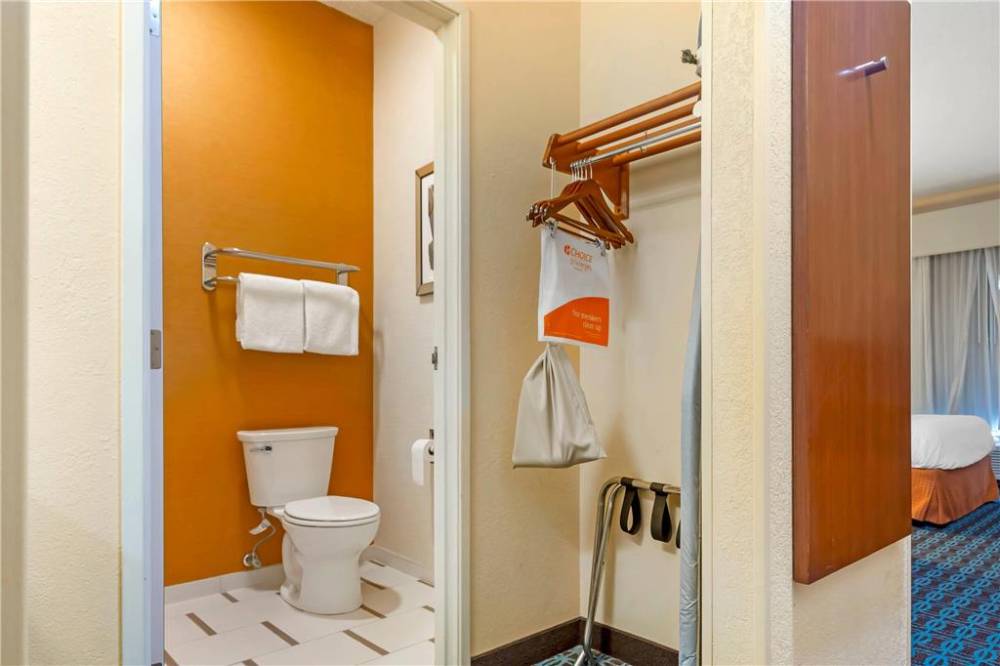 Comfort Inn And Suites Green Bay Stadium Area 8