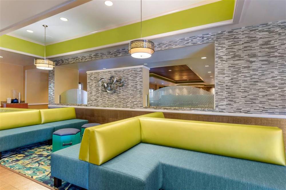 Comfort Inn And Suites Near Universal Or 4