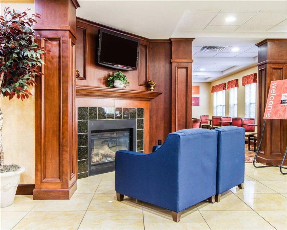Comfort Inn And Suites Scarborough-portl 7