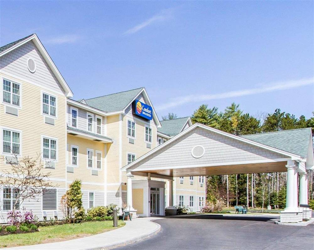 Comfort Inn And Suites Scarborough-portl 2
