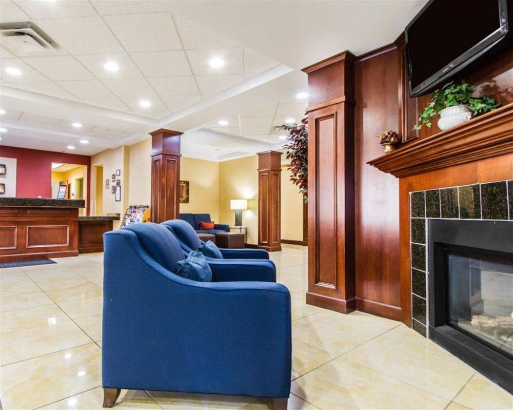 Comfort Inn And Suites Scarborough-portl 6