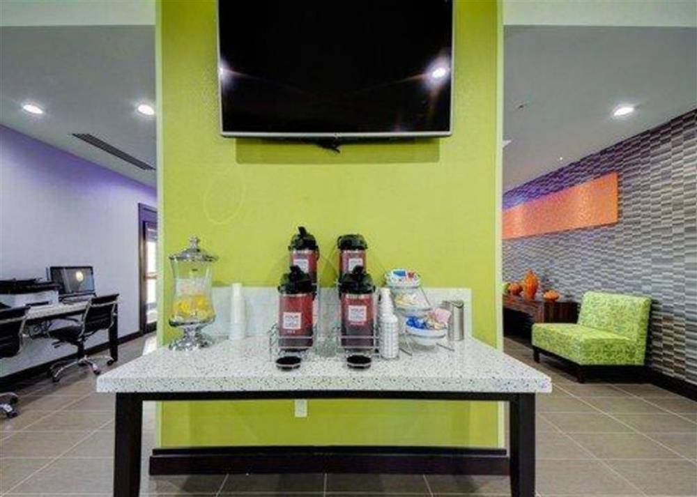 Comfort Inn And Suites Tulsa 4