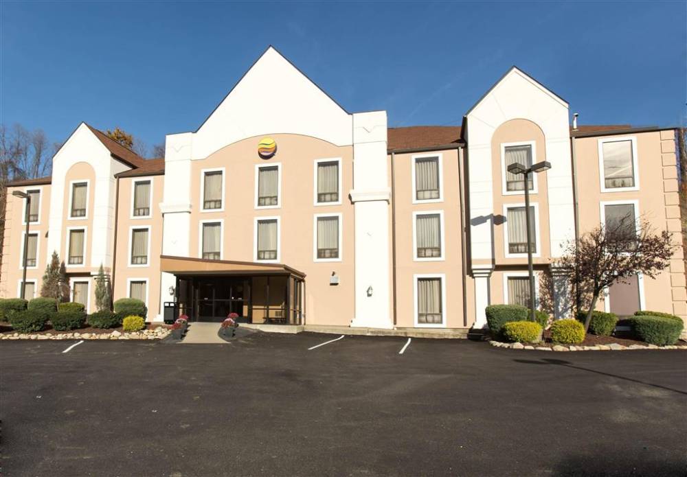 Comfort Inn 3