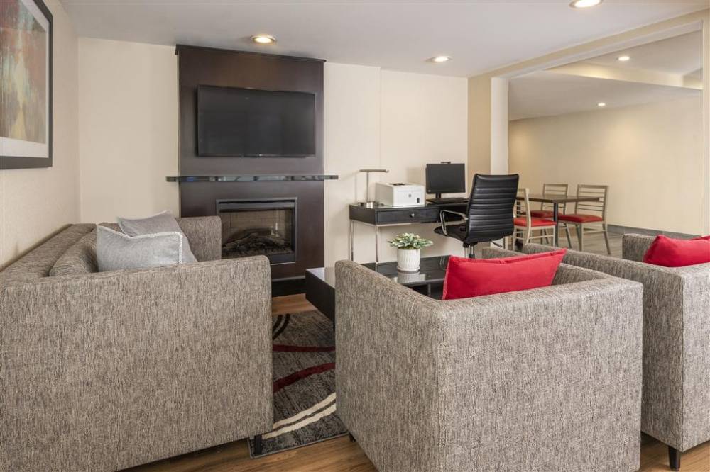 Comfort Inn 5