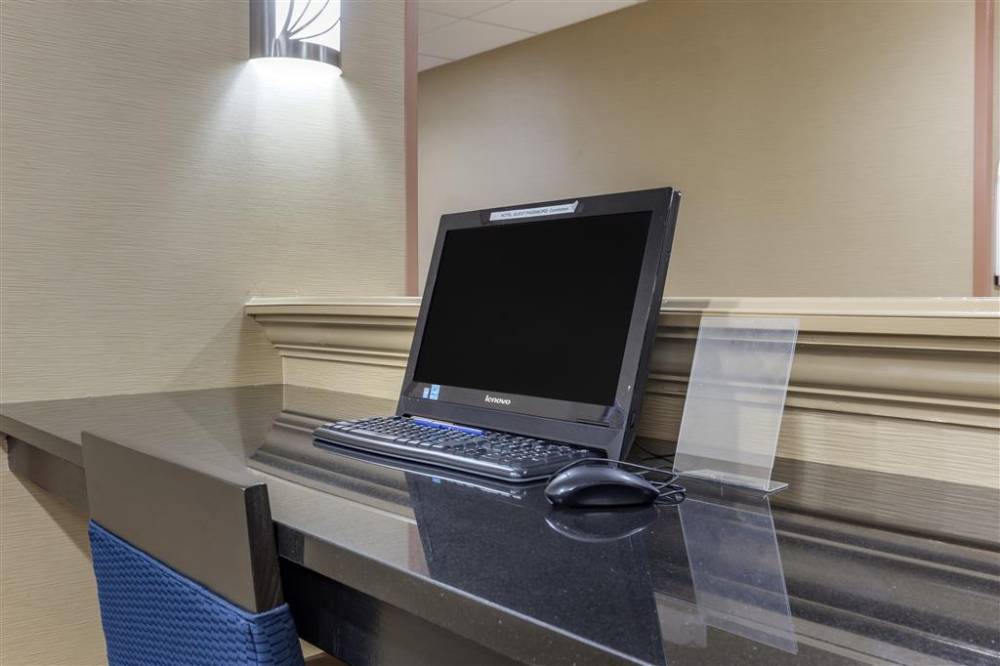 Comfort Inn Greensboro - Kernersville 5