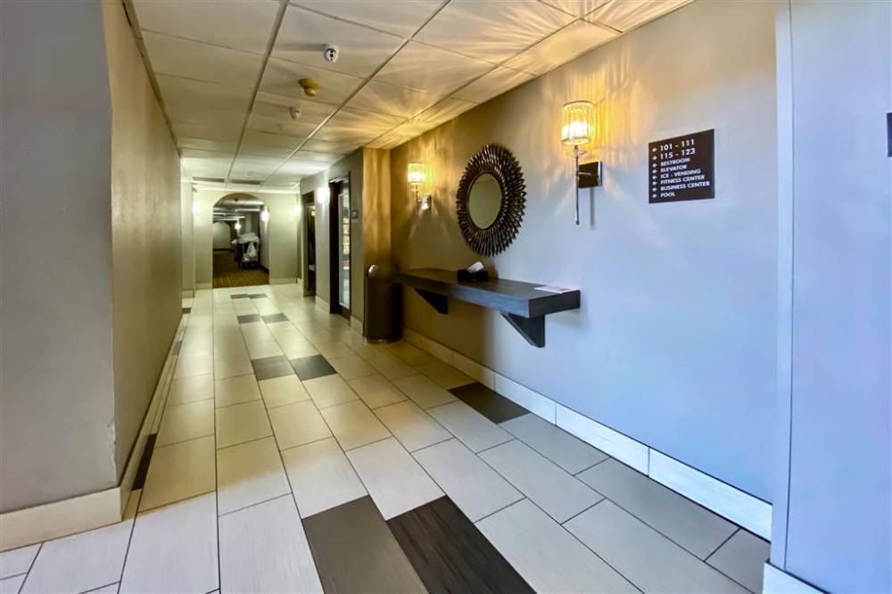 Comfort Inn Owasso - Tulsa 4