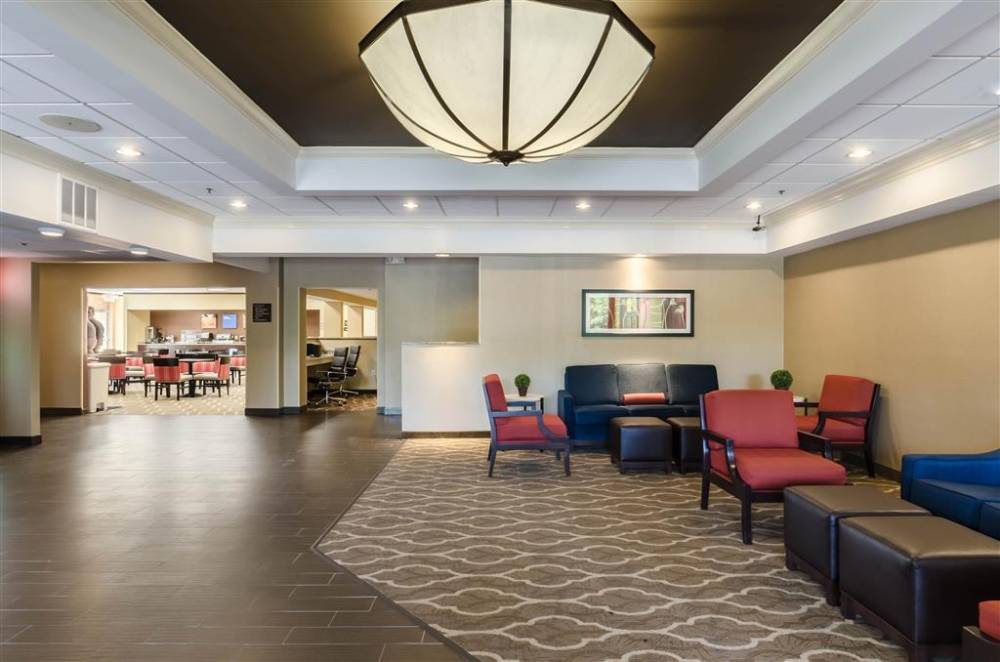 Comfort Inn Randolph - Boston 6