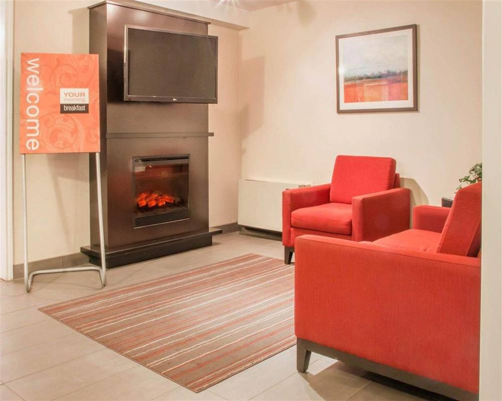 Comfort Inn South 2