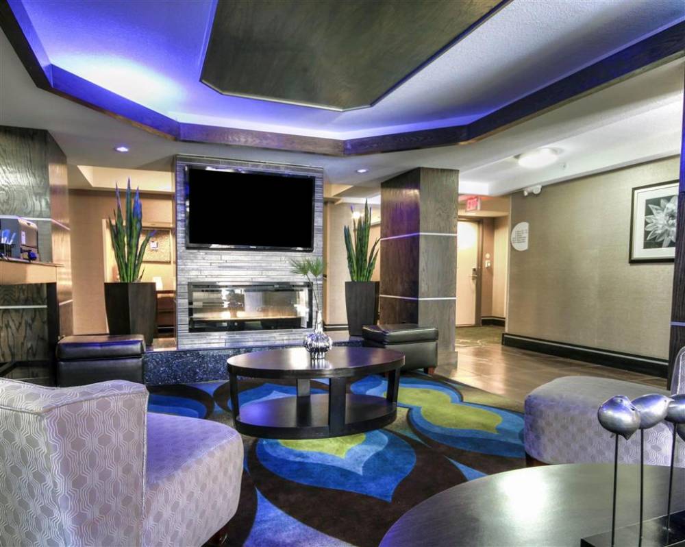 Comfort Inn & Suites I-10 Airport 10