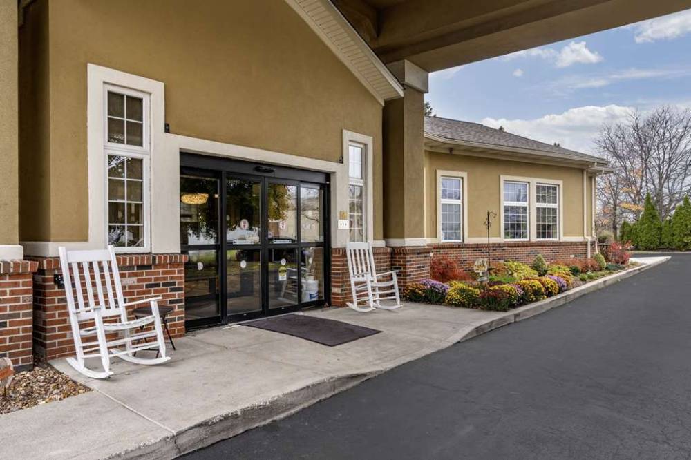 Comfort Inn University 3