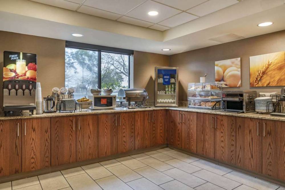 Comfort Inn University 7