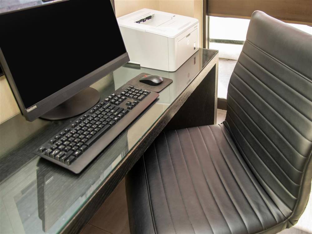 Comfort Inn West 5
