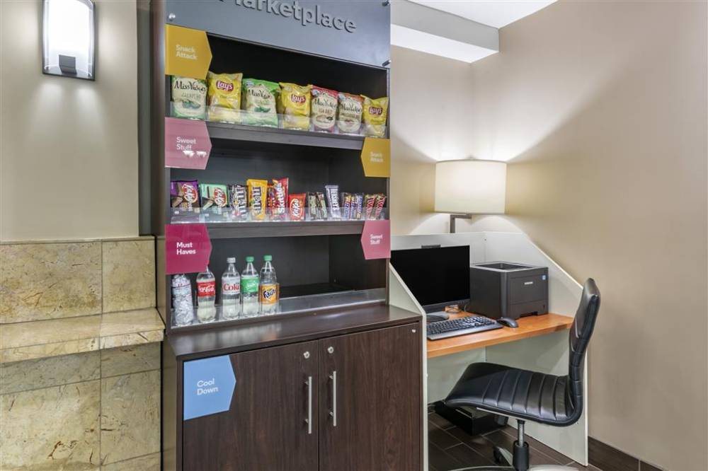 Comfort Suites Baymeadows Near Butler Bl 4